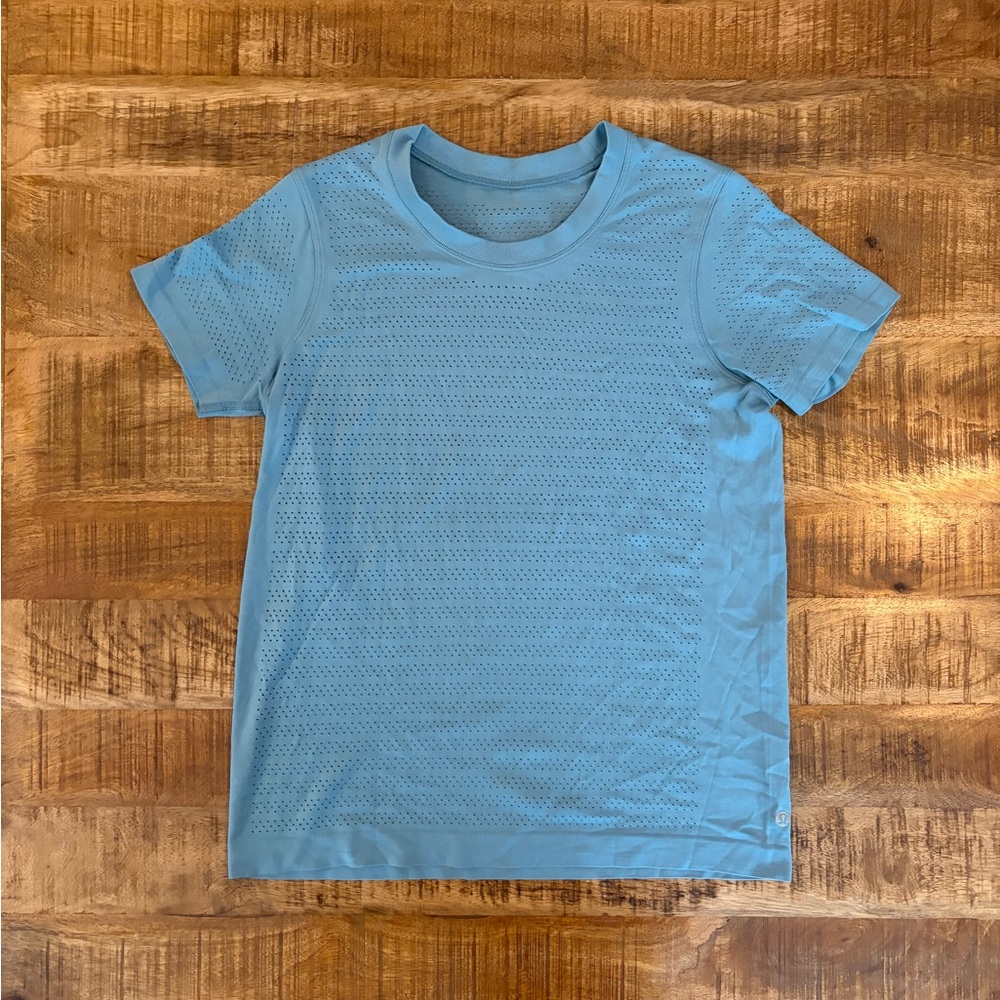 Lululemon Breeze By Short Sleeve Shirt